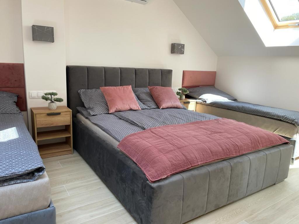 Apartamenty Przy Parku -150M Od Plazy Darlowko Buitenkant foto